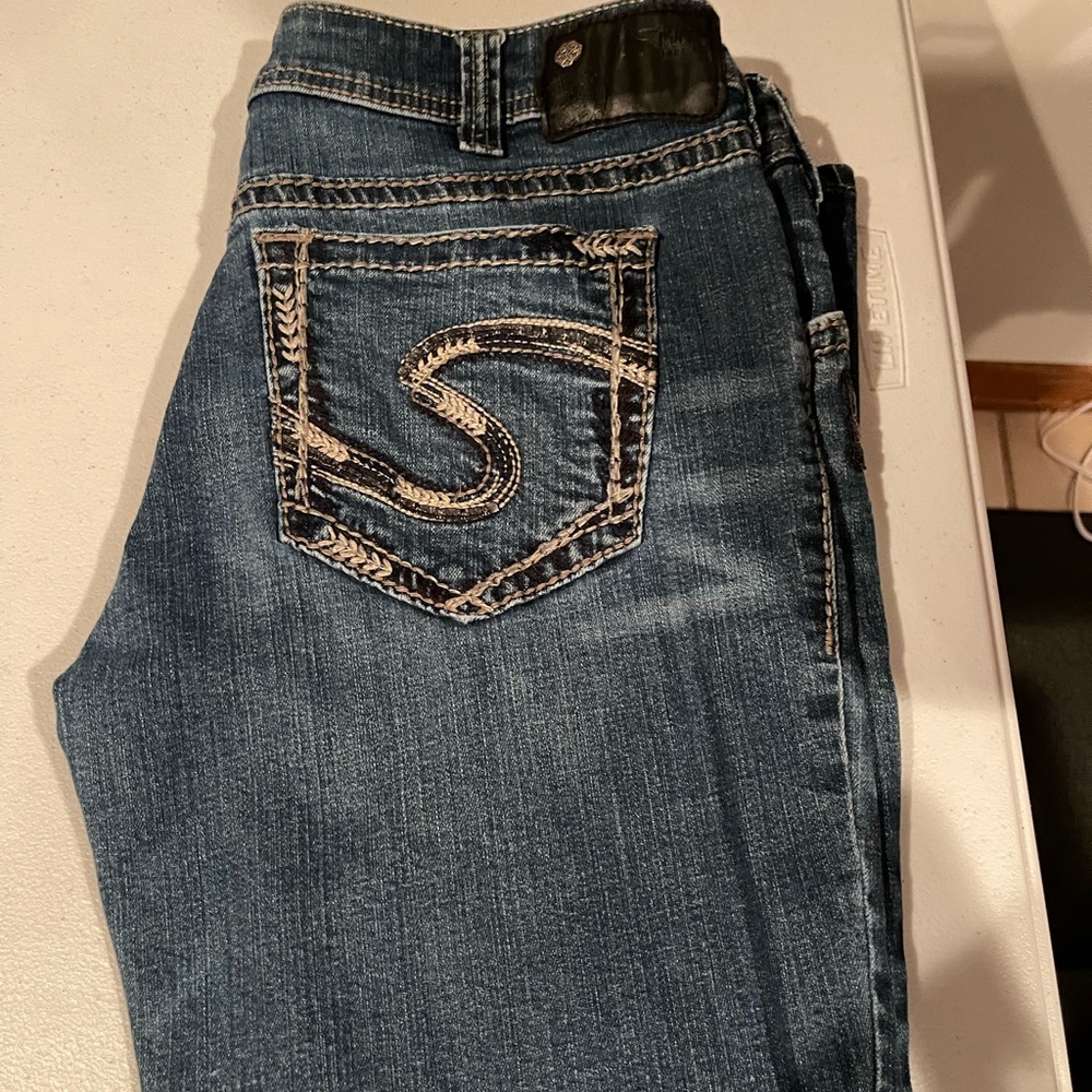 Womans Silver Jean Alko Mid Rise Boot W31 / L 31 Used Nice Jean. Color as shown.